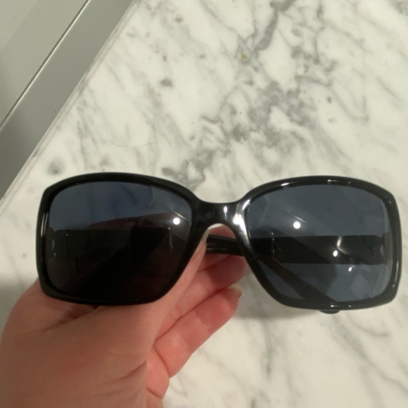 Authentic Chanel black square sunglasses - Picture 6 of 8